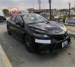 تۆیۆتا کامری